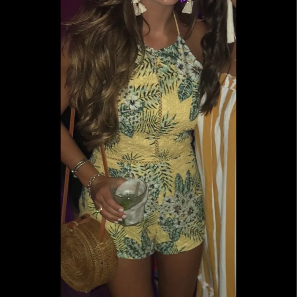 Pam leaf romper - Picture 2 of 3